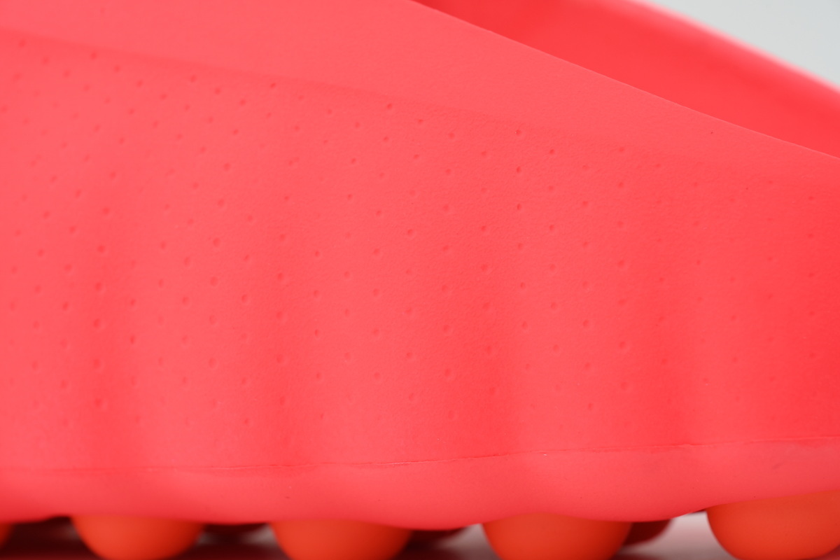 Nike Mind 001 red-Slippers run one size smaller than sneakers, so please order slippers one size up.